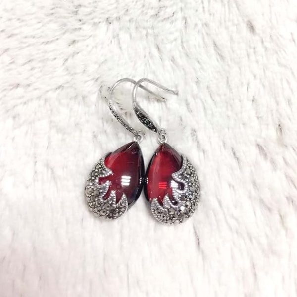 ヴィンテージスターリングシルバーブラックオニキスピアス (Red) - 画像 (3)
